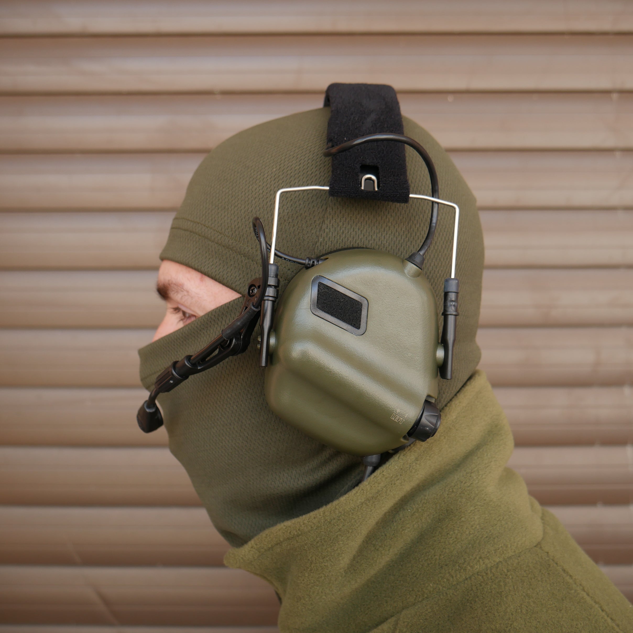 Тактичні навушники EARMOR M32 з універсальним кріпленням Олива