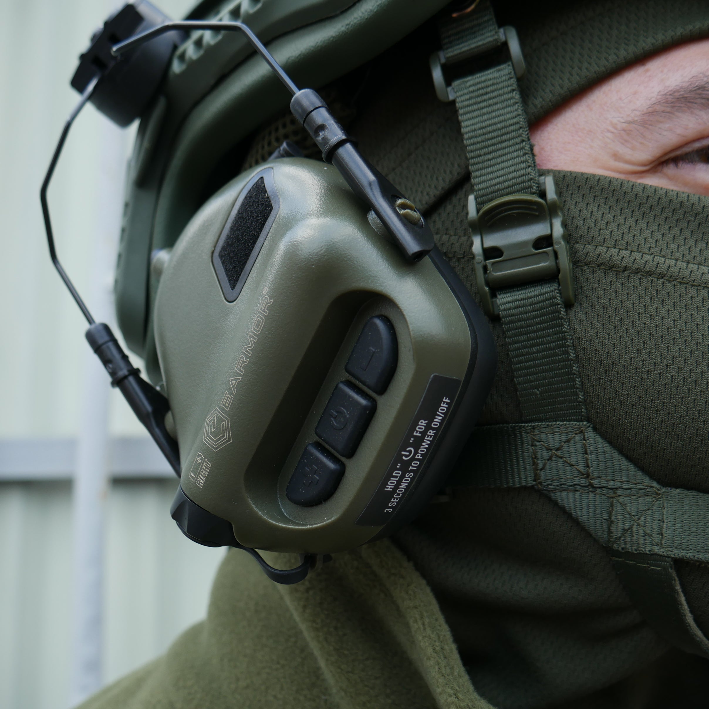 Тактичні навушники EARMOR M32Н Olive з кріпленням