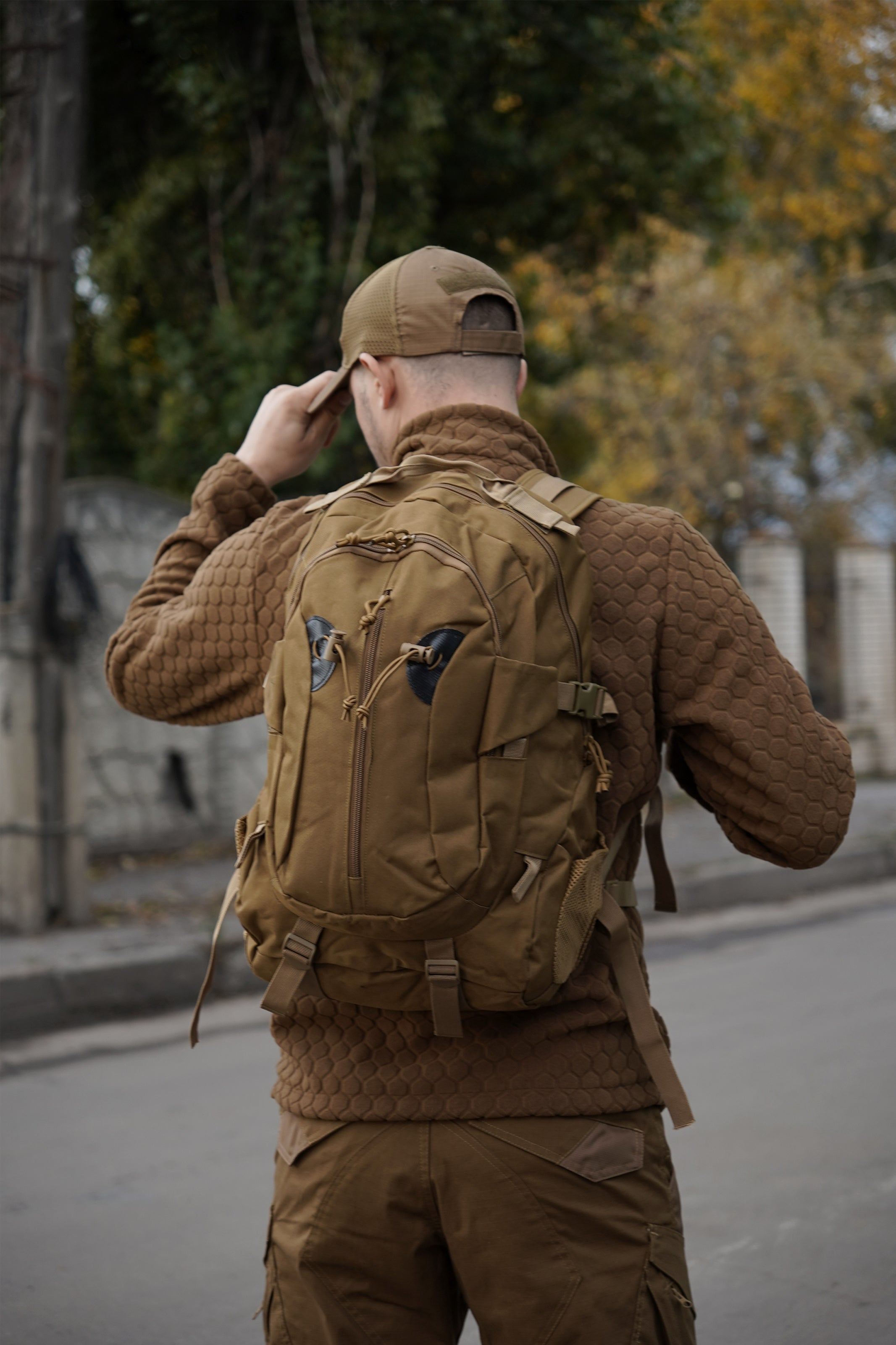Рюкзак з водовідштовхувальним покриттям на 40л — Мультикам